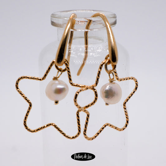Pendientes estrella y perla en plata dorada