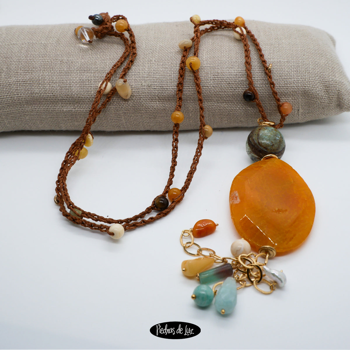 Colgante Ágata amarilla y Bola de turquesa Africana